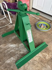 Greenlee Screw-Type Reel Stand Part Number 683 2500LB Capacity