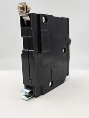 Square D Bolt On QHB120 Circuit Breaker QOB120 65KA 20A 1P 120/240V
