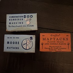 VNTG Graffco/Moore Maptacks White/gray Plastic Heads & Needle Points 3 Boxes