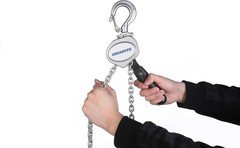 1100lbs Capacity Mini Chain Hoist – Portable & Certified for Safe Lifting