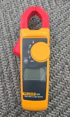 Fluke 323 Multimeter – True RMS Clamp Meter Preowned No LEADS