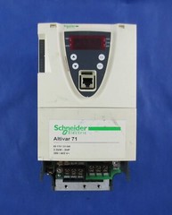 SCHNEIDER TELEMECANIQUE ALTIVAR 71 ATV71HU22N4 AC DRIVE 2.2kW 3HP. WARRANTY