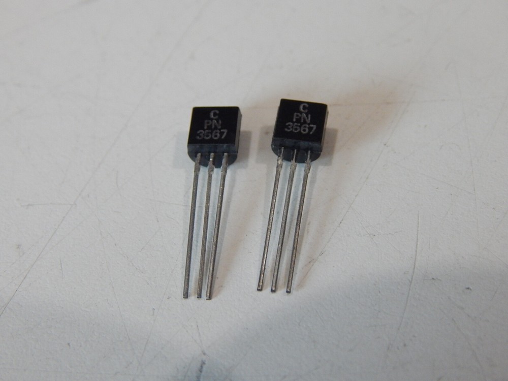 CHARTER SEMI PN3567 AMP NPN SS GP TO-92 -LOT OF 2 TRANSISTORS -USA FAST SHIPPING