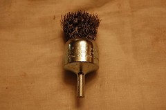 Weiler 1-1/8″ Crimped Wire Brush 1/4″ Shaft 22,000 RPM’s USA