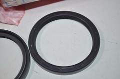 Lot of 2 TTO F1419 Double Lip Shaft Oil Seal TC 52mm x 62mm x 7mm PN# TC 52 62 7