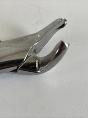 Hu-Friedy Immunity Presidential Lower Incisor Tooth Extractor Forceps 203