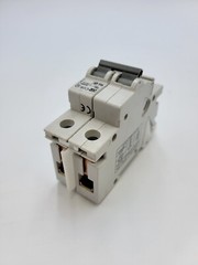 Cutler-Hammer SPCL2C00 Mini Circuit Breaker 0.5A 2P 480V Din Rail .5 Amp 2 Pole