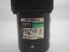 Oriental Motor 4RK25RGN-A Speed Control Motor w/ 4LF45N-3 Linear Head