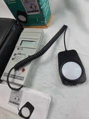 Extech 401025 Digital Light Meter 0-5000 Foot Candles W/ Box – Tested