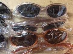 NEW ASSORTED BOX OF SUNGLASSES SUN GLASSES SET OF 10 GLASS COLORED SMALL LENS