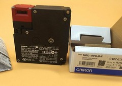 FOR OMRON 1PC NEW Safety Door Switch D4NL-1HFG-B-F FREE SHIPPING US Free TAX