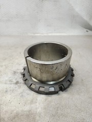 NEW NO BOX SKF BEARING ADAPTER SLEEVE 4-1/2” W/ LOCKNUT, HE3126