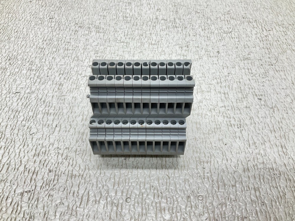 Phoenix Contact UKK 3 Gray Din Rail Wire Terminal Grey UKK3 Lot of 12 (TSC)