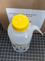 Fisherbrand Isopropanol Alcohol 500ml Easy-Squeeze Safety Wash Lab Bottle 028976