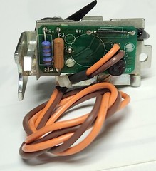 EATON CUTLER HAMMER UVH3LP23K 48-60 VDC UVR K Frame Undervoltage Release