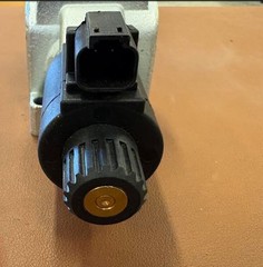Genie Lift Part # 04.4240.0055GT ELECTROVALVE NEW OEM GTH1544