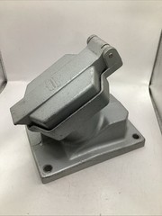 Crouse Hinds ENR21201 20Amp 1P 125VAC Hazardous Location Receptacle USED