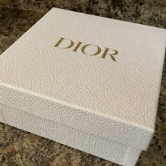 Authentic CHRISTIAN DIOR Empty White Textured Gift Box 8.5×8.5×4