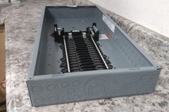 Square D QO130L125PG 30 Space 125 A Circuit Breaker Load Center