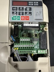 YASKAWA CIMR-VU2A0012FAA V1000 Variable Frequency Drive 240VAC 3 Phase 13.9A/11