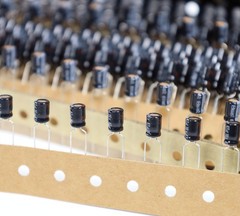 2,000PCS Panasonic 47µF 16V Radial Electrolytic Capacitor 5x7mm ECE-A1CKA470B