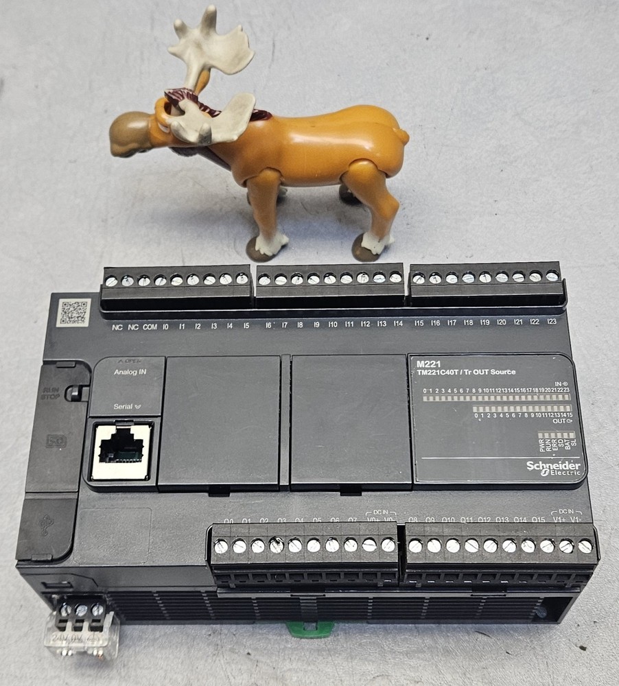 Schneider Electric Modicon TM221C40T Logic Controller M221 IO40 24VDC