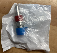 Pack of 1 PARKER FLUID CONNECTORS 8M-Q8VY-SS