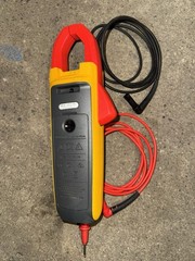 Fluke 902FC True-RMS HVAC Clamp Meter With Leads No Case