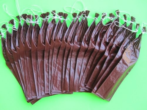 25) pcs of 12″ x 2.5″ size Fresh Summer Sausage Casings. Holds 1.5 lb each