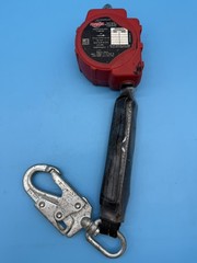 3M Protecta 3400426 11ft Self-Retracting Lifeline with Carabiner (MAC003614)