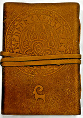 Handmade Genuine Leather Bound Journal Notebook Howling Wolf Matt Paper 110-Page