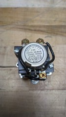 CUTLER HAMMER E30KP13 SER. A4 50V .047A NSMP Eaton E30 Potentiometer