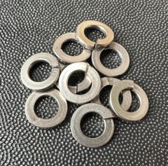 1/4” Lock Washer, Grade 2 Titanium (pack of 10)
