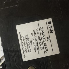 Eaton 20-amp 1-Pole Afci Plug-on Neutral Circuit Breaker BRP120AFCS 2-Pack New