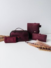 Luxury Leather Gift Set: Notebook, Wallet, Cosmetic Bag, Keychain – Personalized