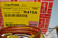 DANFOSS 1TVM4B1 TXV EXPANSION VALVE R-410A, 5/8″ Inlet, 5/8″ Outlet NEW SURPLUS