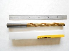 NEW KENNAMETAL 8XD 10.20MM CUT DIA. X 94MM FL X 141MM L CARBIDE COOL THRU DRILL