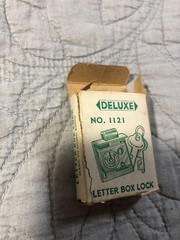Vintage New Old Stock Deluxe Letter Box Lock with 2 Keys No. 1121