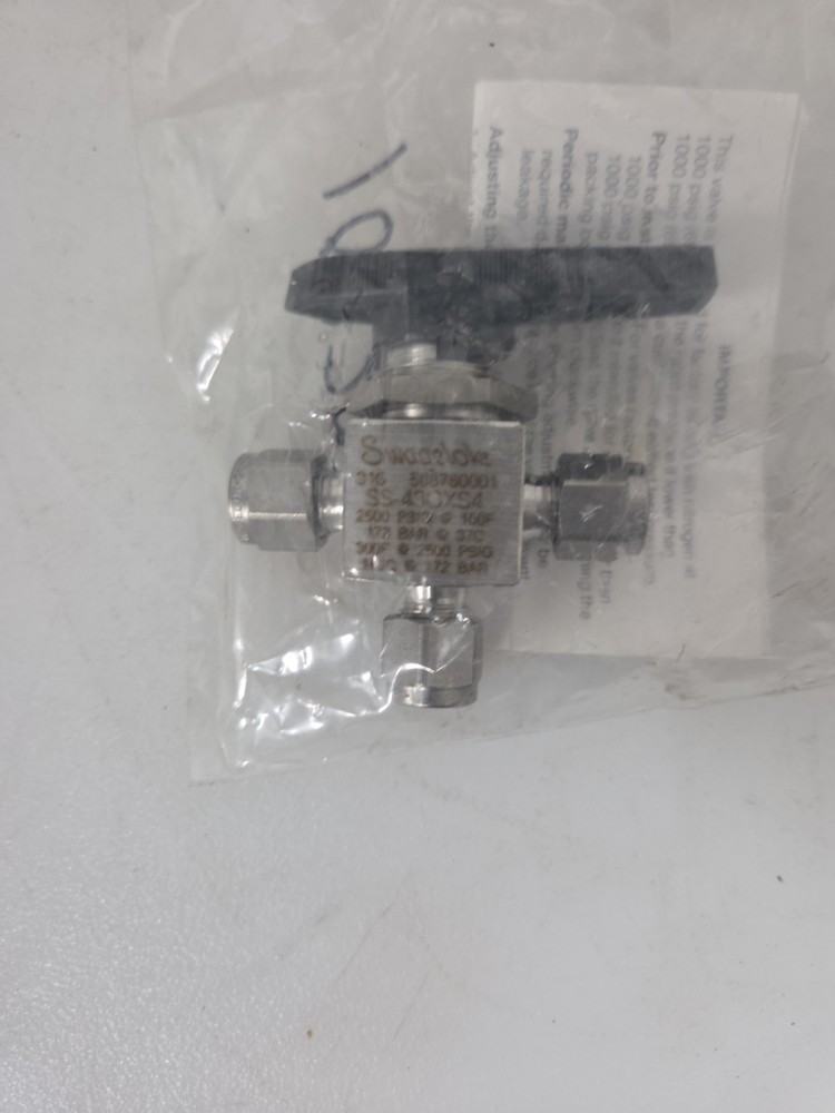Swagelok SS-43GXS4 1/4” 40 Series Tubing 1 Piece 3-WayBall Valve Stainless Steel