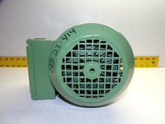 SEW-EURODRIVE .5 HP AC ELECTRIC MOTOR 0.4/0.63 kW 480V 1680/3300 RPM DZ80K4/2