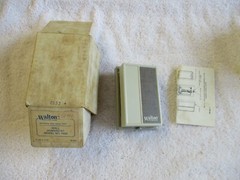 NIB Walton Wall Humidistat Model No. P825