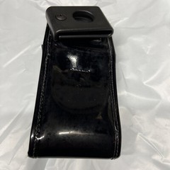 Uncle Mike’s P/N 7497-4 Size 4 Laminated Radio Case Swivel Belt Loop