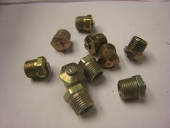 10 – 47640 ALEMITE 1/8 PFT 7.5 lbs to 15 lb pressure RELIEF Fittings Lot of 10