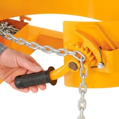 Global Industrial 1500 Lb. Capacity Forklift Tilting Drum Dumper