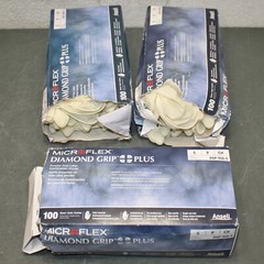 Large lot of Disposable Gloves Nitrile Vinyl Latex, Sizes S / M / L / XL, Exam