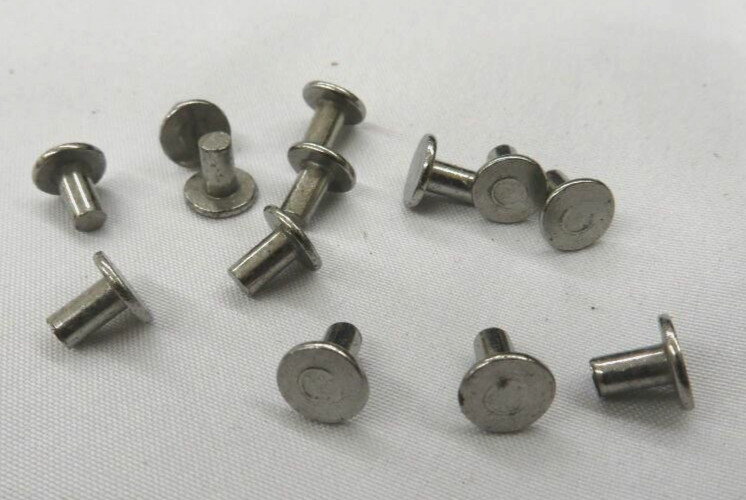 9/64″ 2 Lb. Rivet Steel Tin Plated Tinners Solid Rivets Flat Head 100 Pcs. #1643