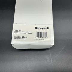 HONEYWELL T7351F 2010 – 3H/3C Commericial Thermostat In Original Package
