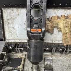 Thomas & Betts TBM12 – 12-Ton Hydraulic Crimp Head