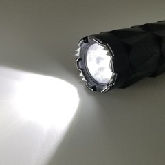 22″ Stun Gun Flashlight 280 Lumens 5 Modes Rechargeable Glass Breaker Heavy Duty