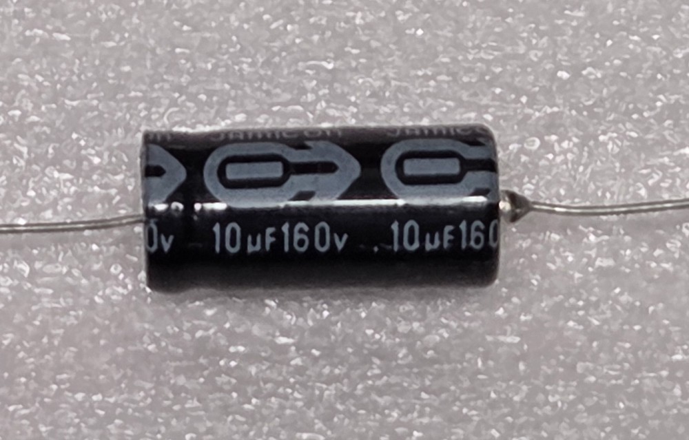 5 pcs Mallory – 10uF 160V Capacitor -Axial Aluminum Electrolytic NOB